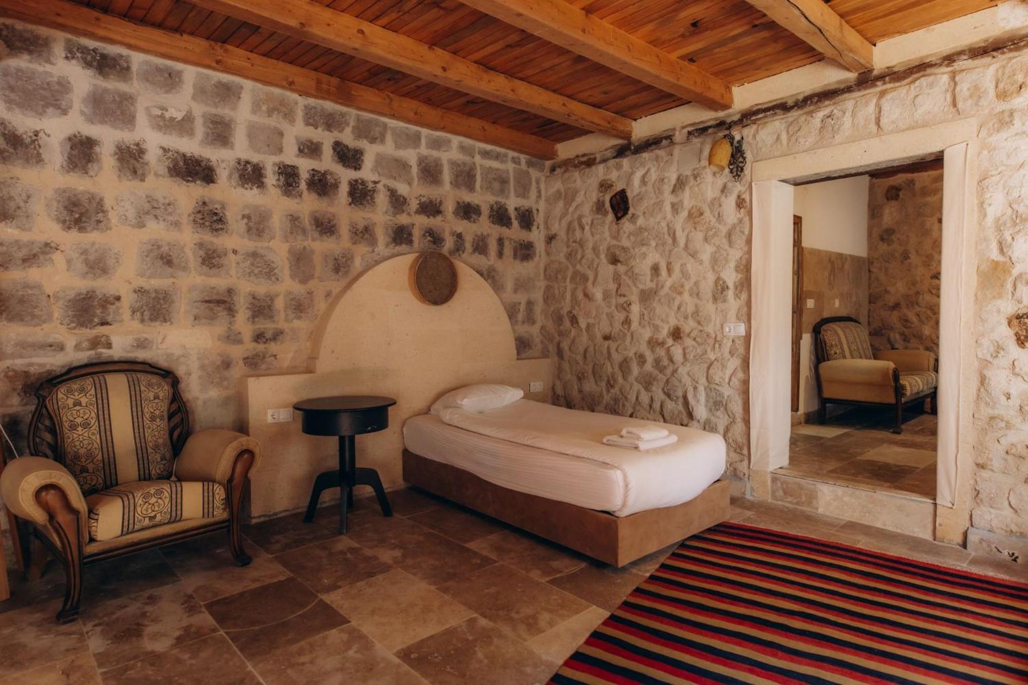 Hotel Anatolia Raymonde Cave House Üçhisar Exterior foto